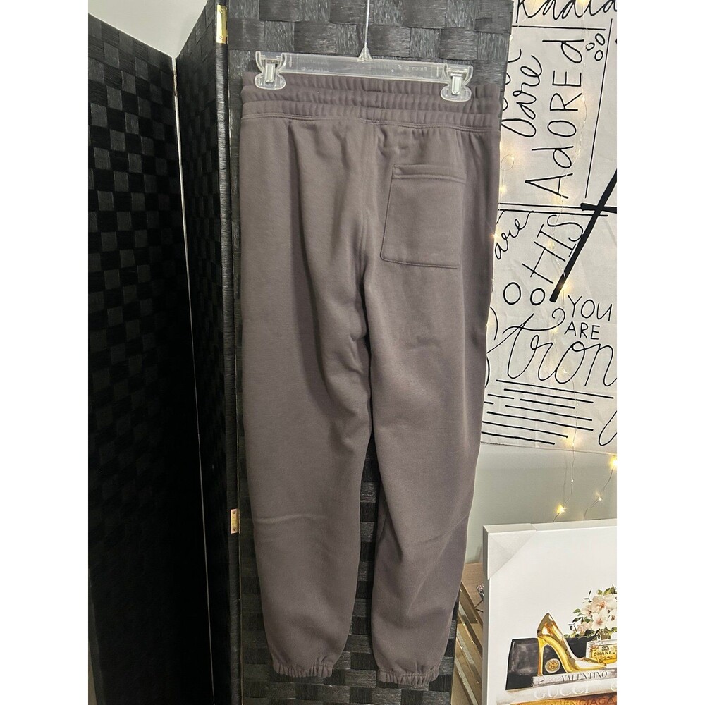 Grey Fabletics Sweatpants - Picture 2 of 4